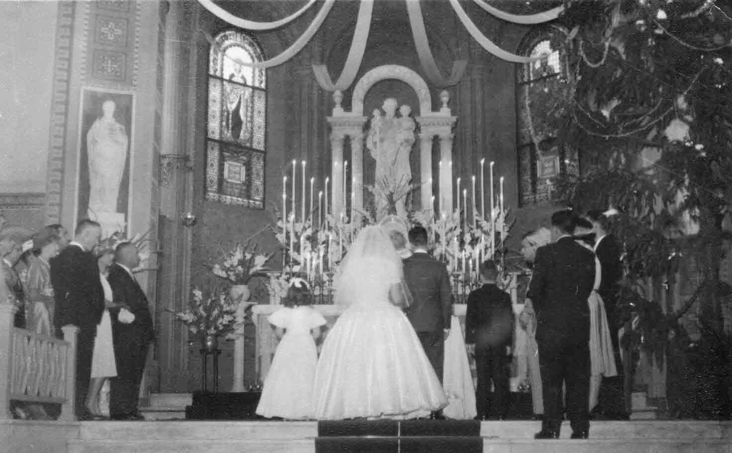 Cerimônia de casamento dos avós na Igreja São José